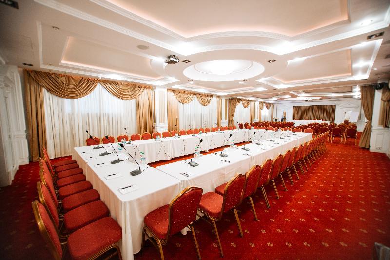 Summit Villa Kišiněv Exteriér fotografie